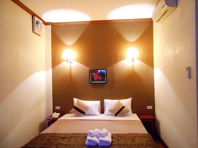 Phonethip Plaza Hotel Vientiane Esterno foto
