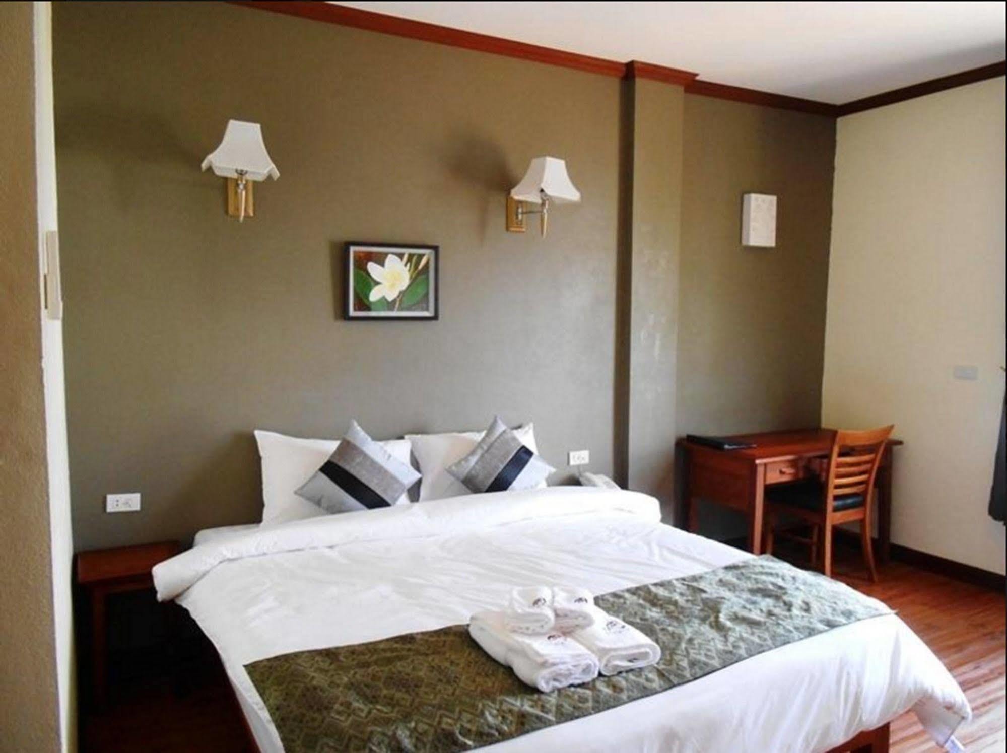 Phonethip Plaza Hotel Vientiane Esterno foto