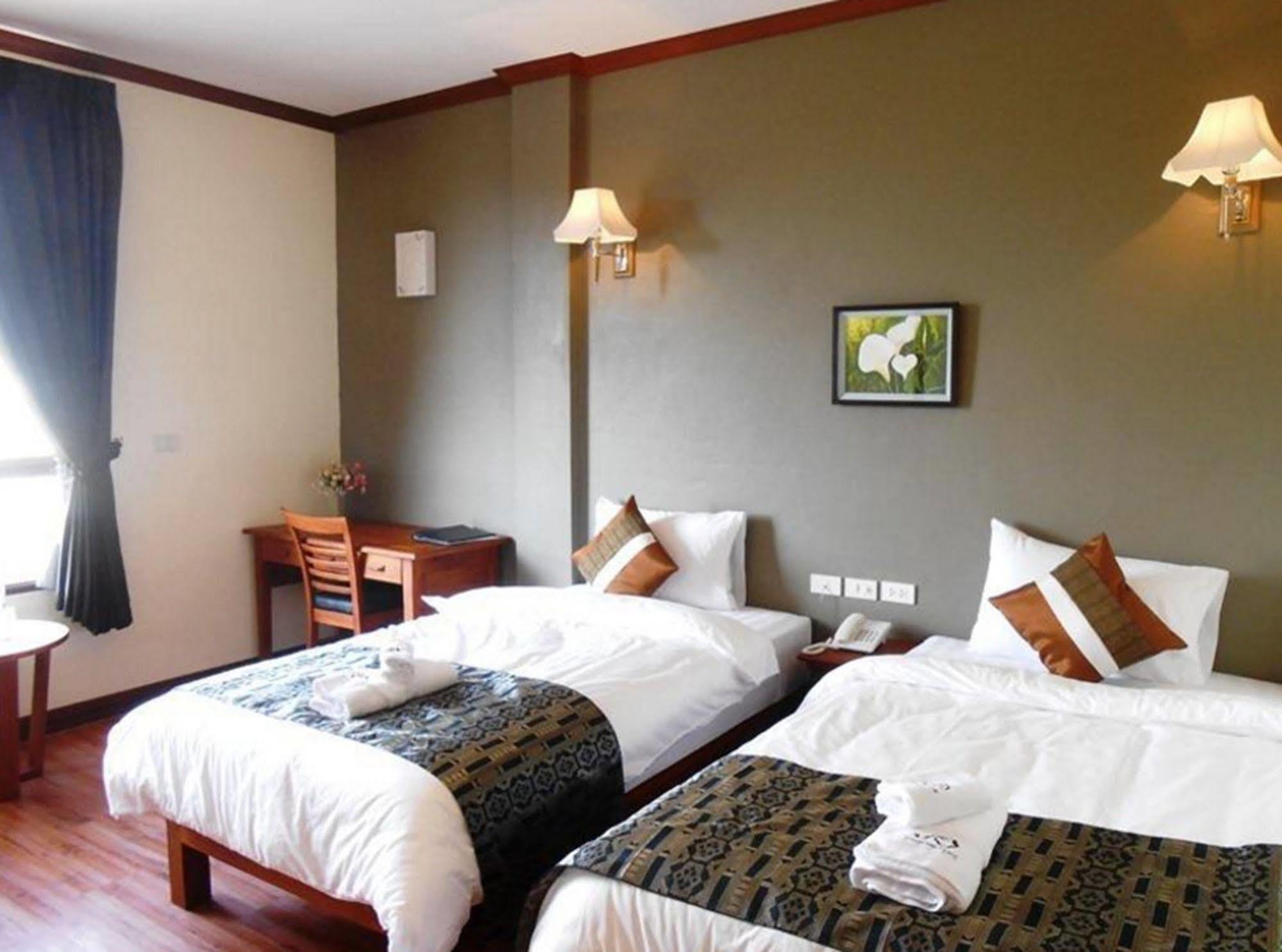 Phonethip Plaza Hotel Vientiane Esterno foto
