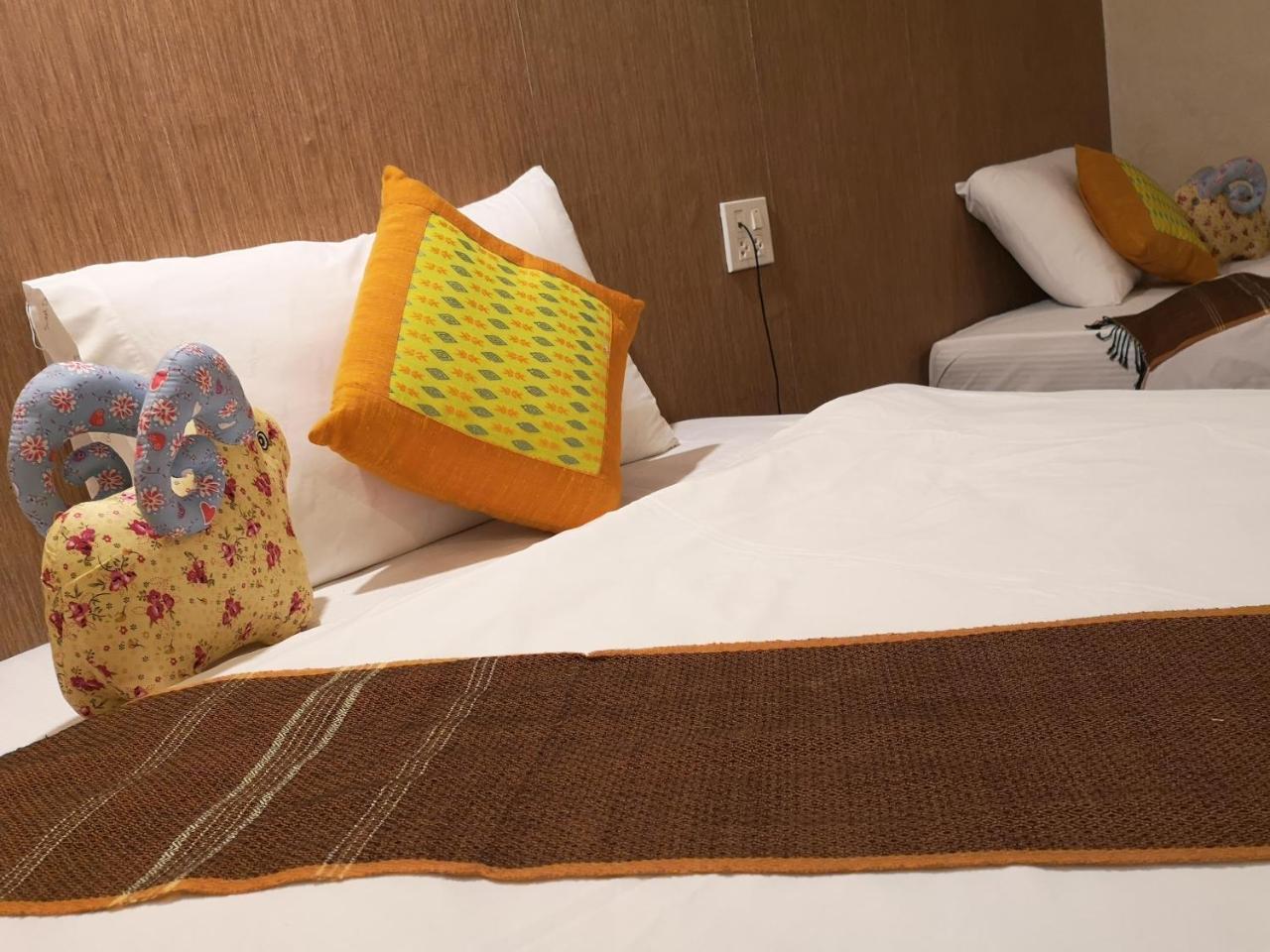 Phonethip Plaza Hotel Vientiane Esterno foto